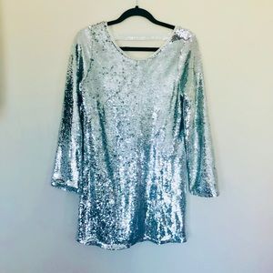 ❤️ Sequin Mini Dress Size Medium ❤️